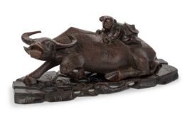 CHINESE CARVED HARDWOOD FIGURE, EARLY 20TH CENTURY