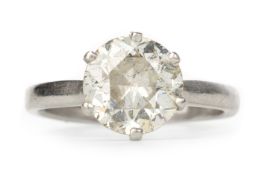 DIAMOND SOLITAIRE RING,