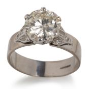 DIAMOND SOLITAIRE RING,