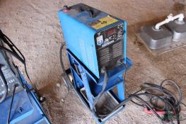 CHICAGO ELECTRIC 40A PLASMA CUTTER ON ROLL AROUND STAND