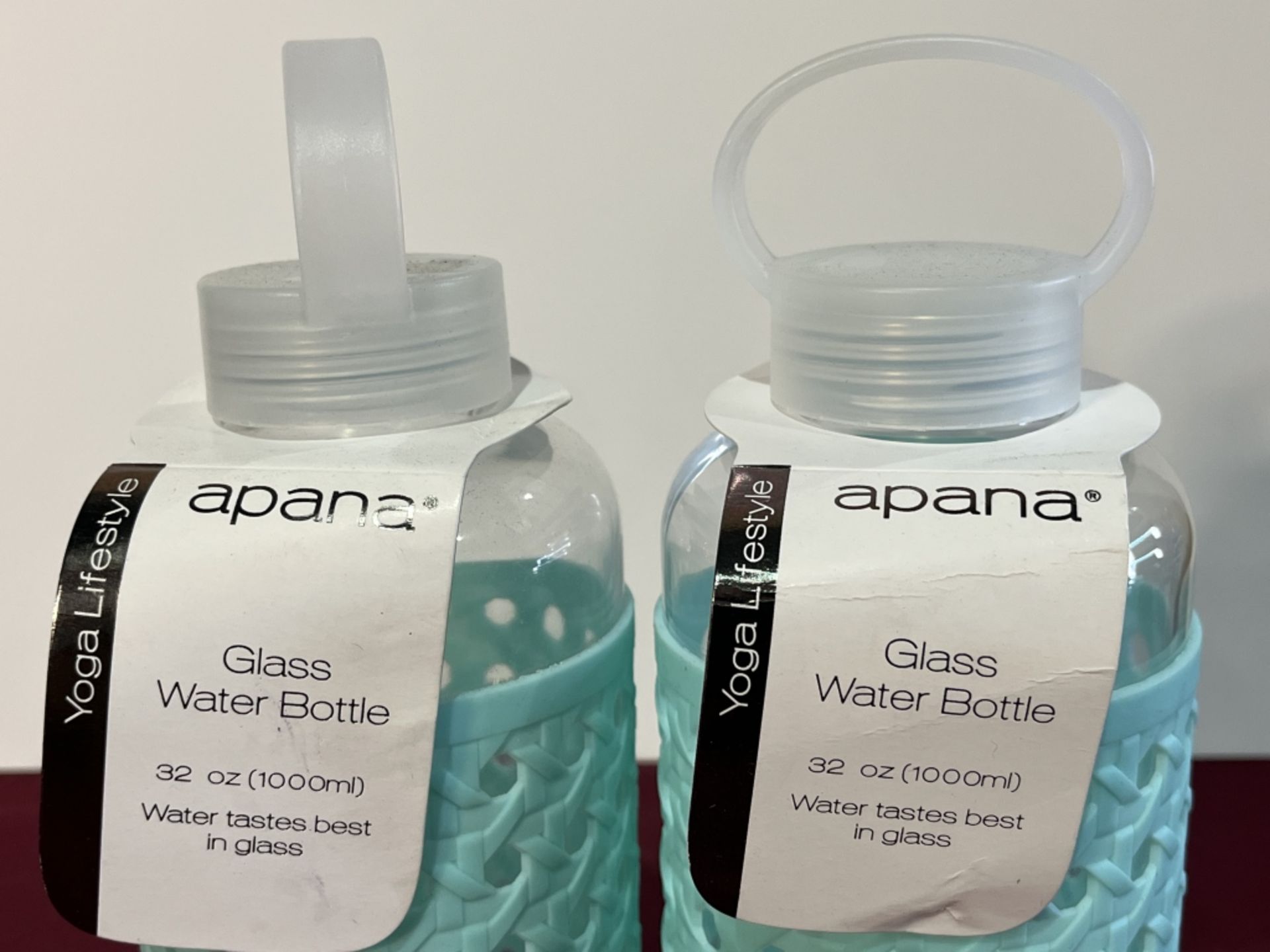 APANA GLASS WATER BOTTLE 32 OZ, NEW - Image 2 of 2