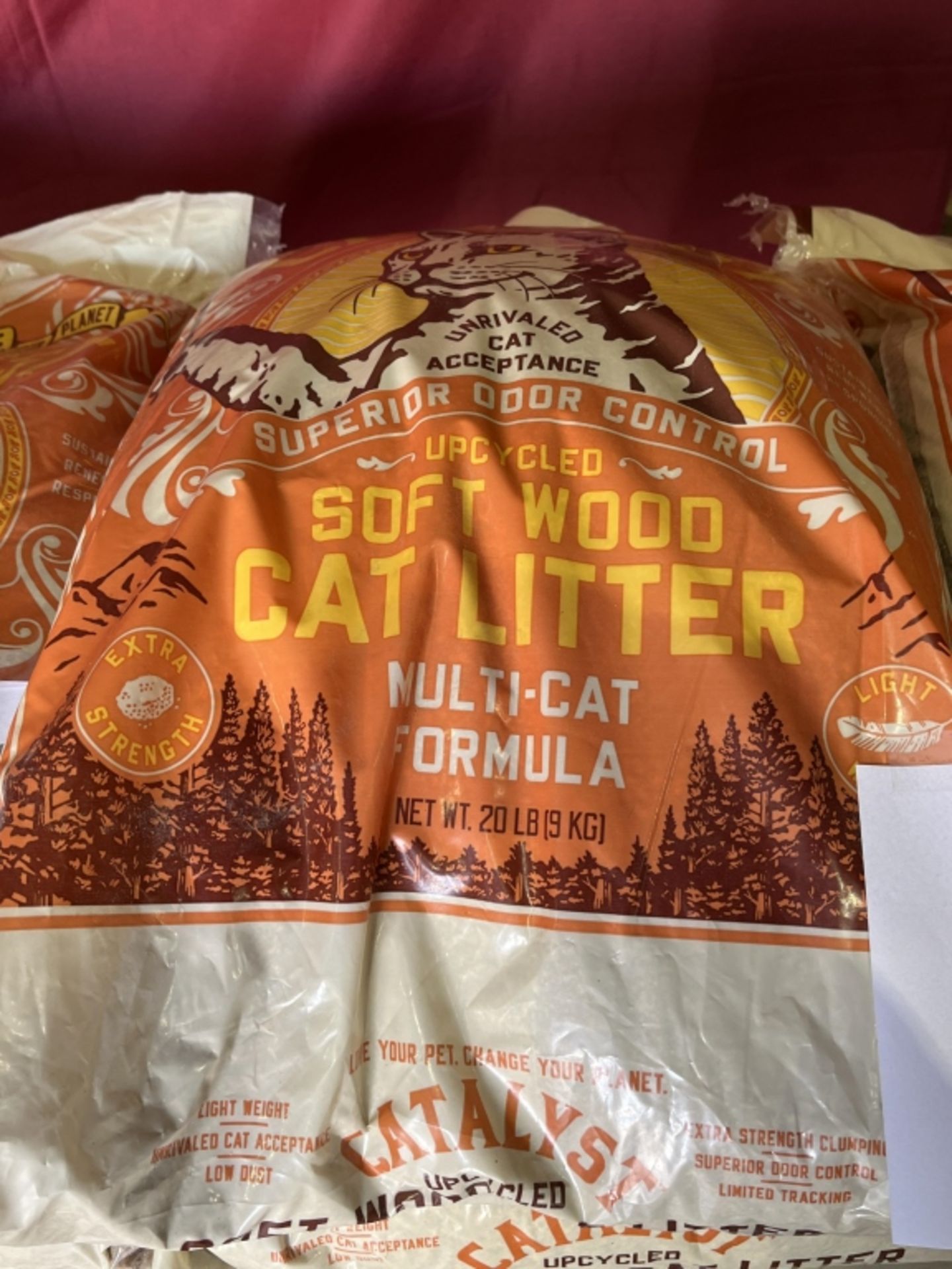 CATALYST SOFT WOOD CAT LITTER 20 LBS - Image 2 of 3