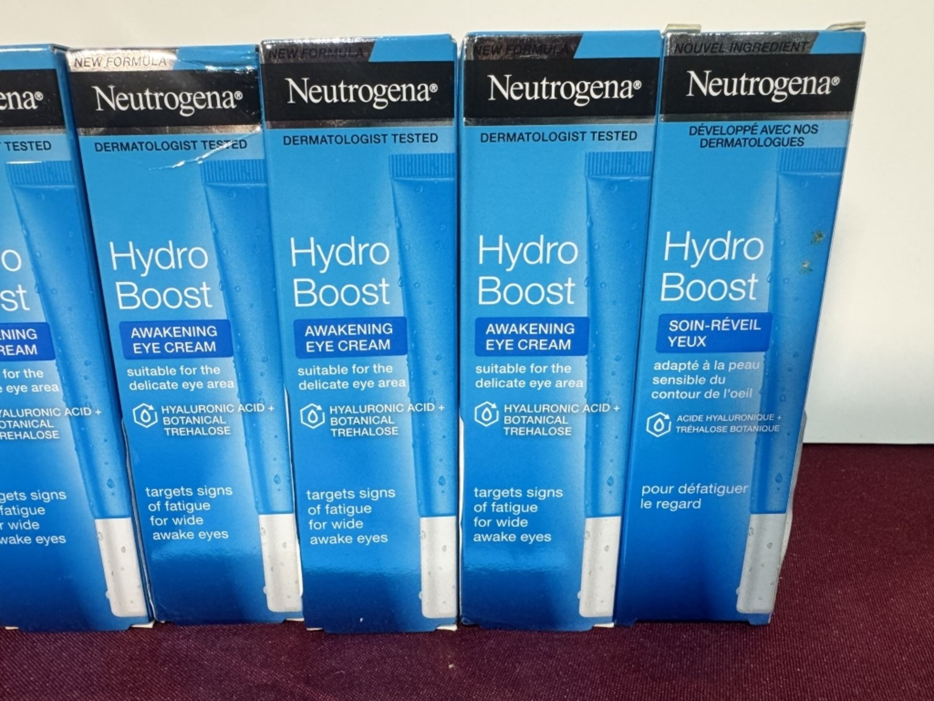 NEUTROGENA HYDRO BOOST EYE CREAM 15ML, NEW - Image 2 of 4