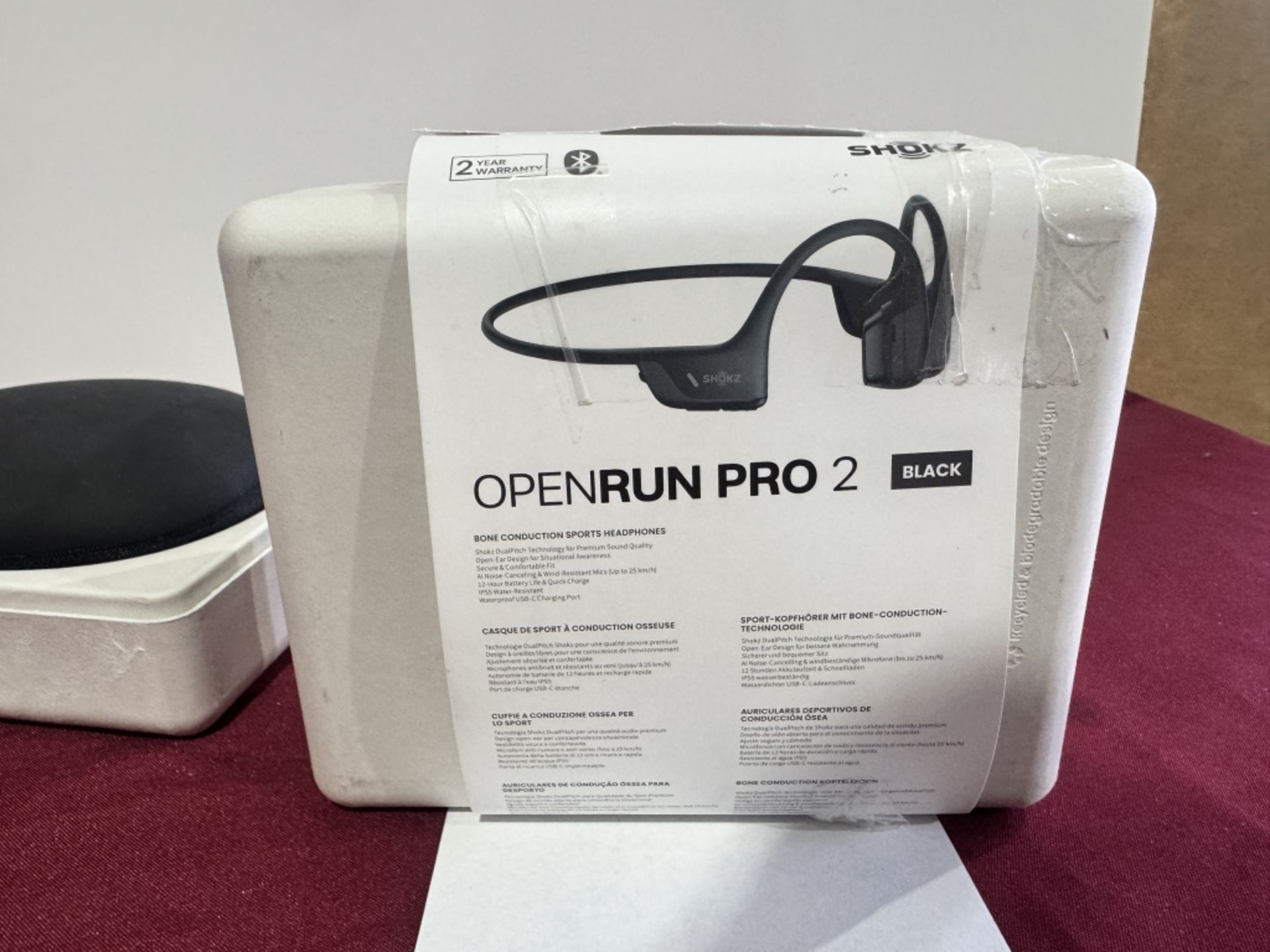 SHOKZ OPENRUN PRO 2 BLACK SPORTS HEADPHONES - Image 3 of 3