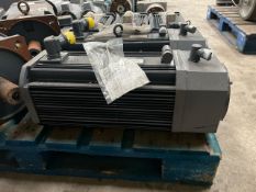 Lenze MDFKARS112-22 Motor