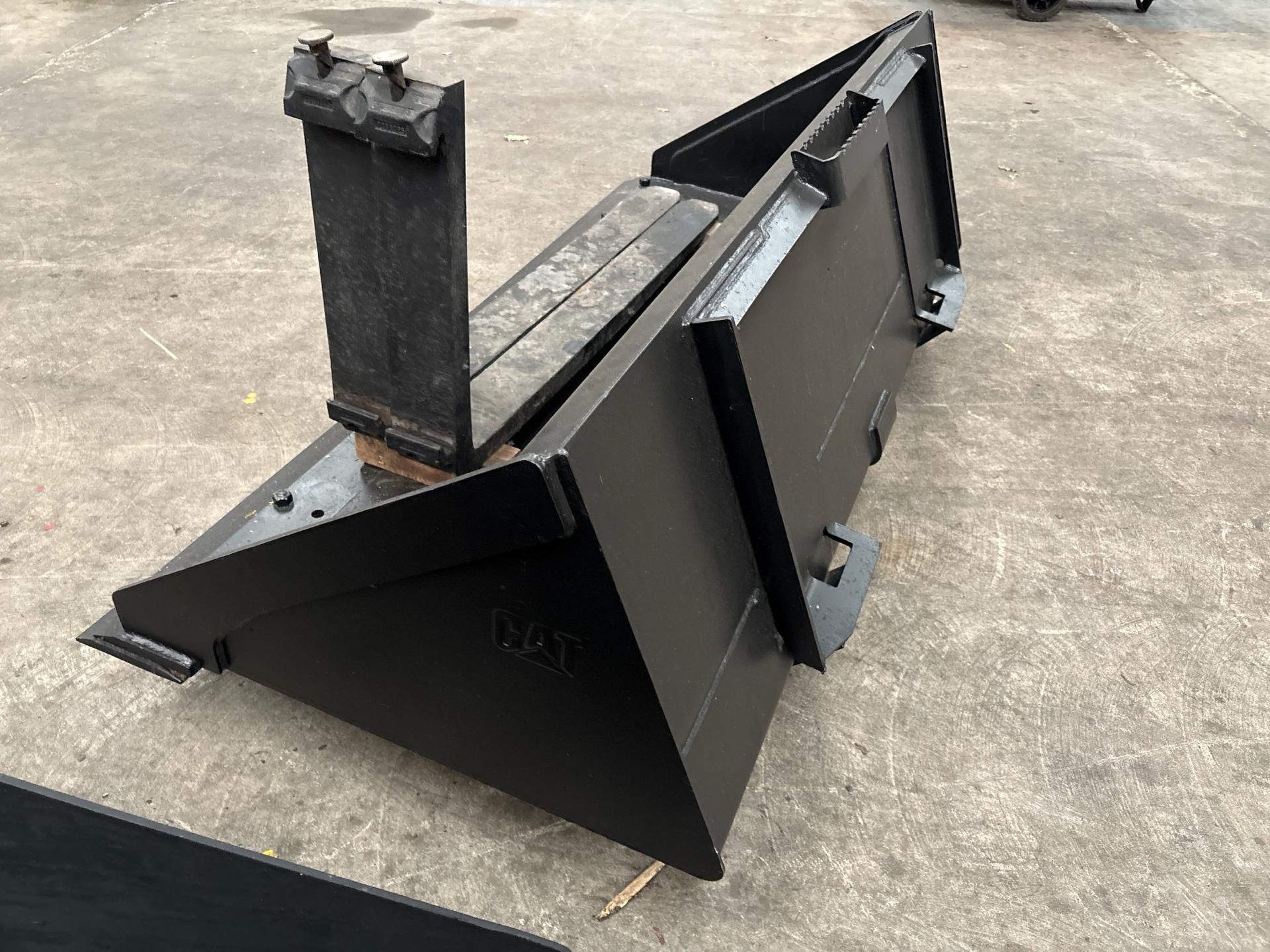 CAT 247kg Bucket - Image 8 of 8