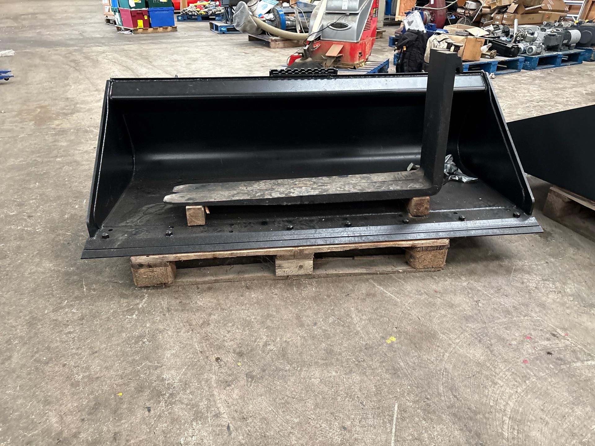 CAT 247kg Bucket - Image 2 of 8