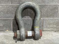 85T Bow Shackle A110771