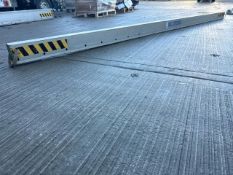 2000kg 4.6m Gantry Beam A647769