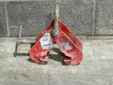 1T Beam Clamp A704997