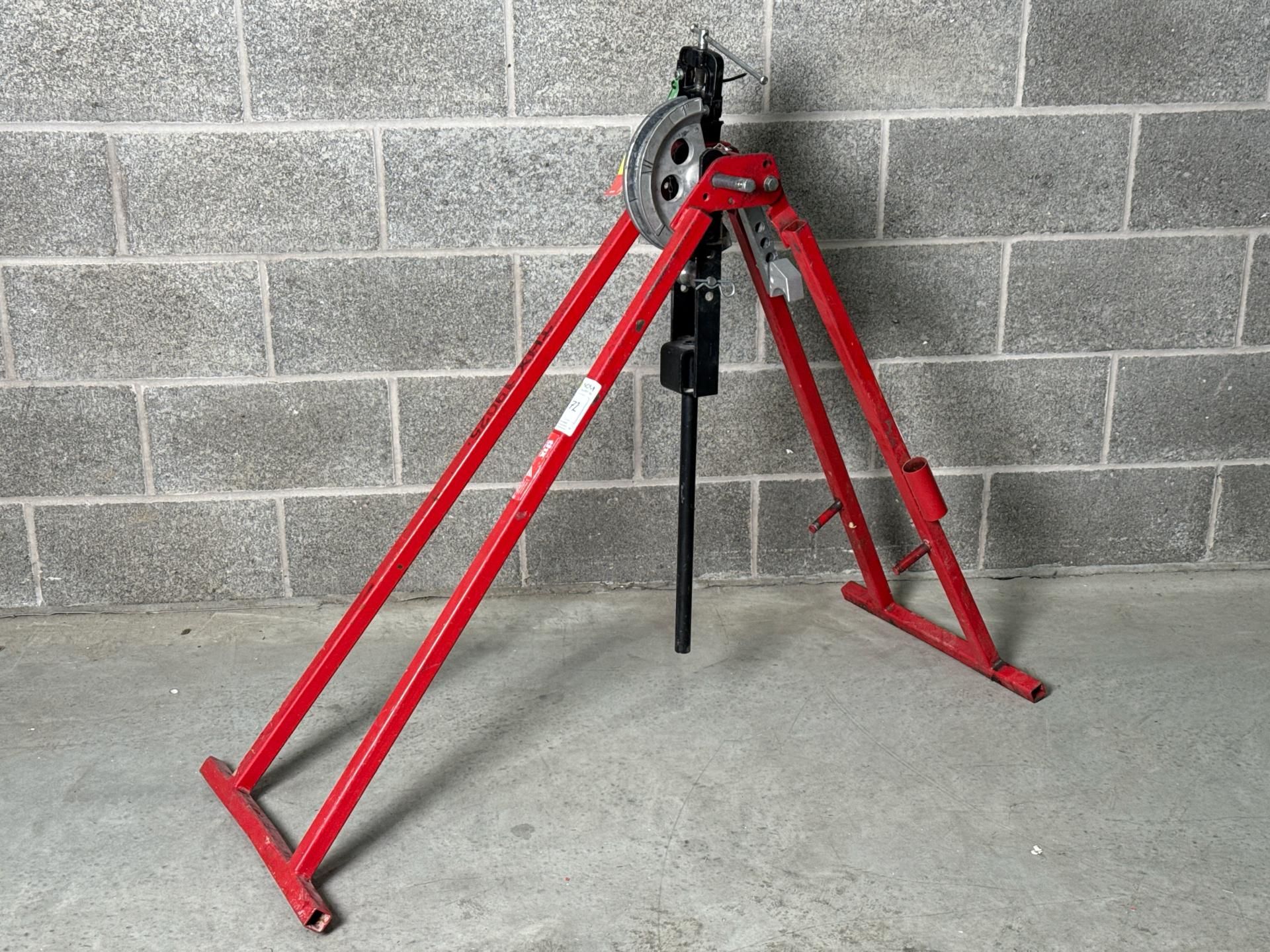 Floor Standing Conduit Bender - Thx19025 - No Reserve