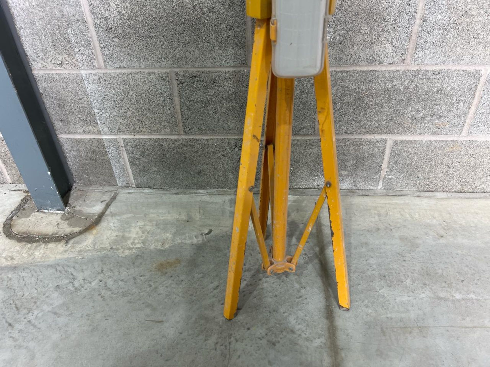 Led Plasterer'S Lights 5Ft. S/N: Blank-THX12151 - No reserve - Image 2 of 7