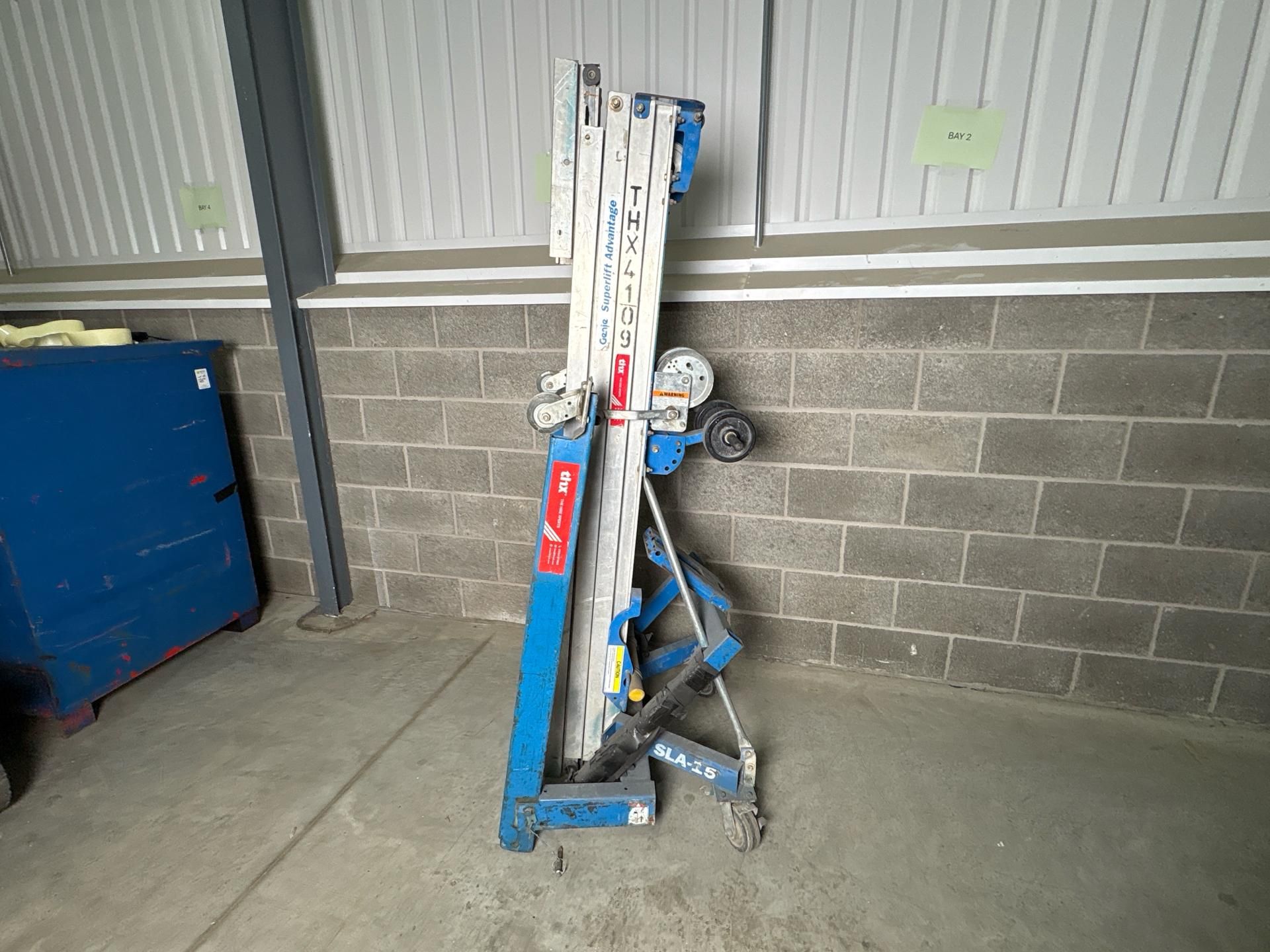 Genie Materials Handling Lift SLA-15 - THX4109 - No Reserve