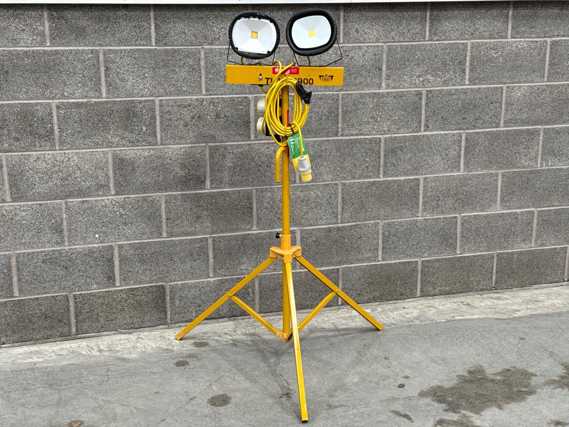 V Twin Head Led With Power Take Off - Thx23900 - No Reserve