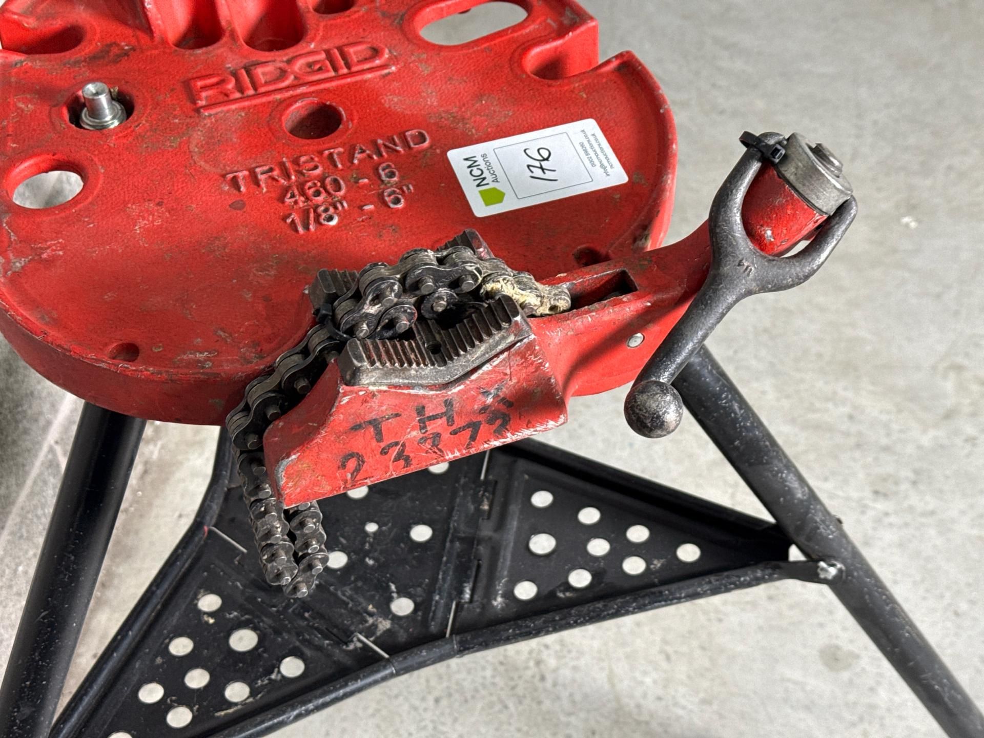 Ridgid Tripod Pipe Stand With 6" Chain Vice - Thx23373 - No Reserve - Image 3 of 6