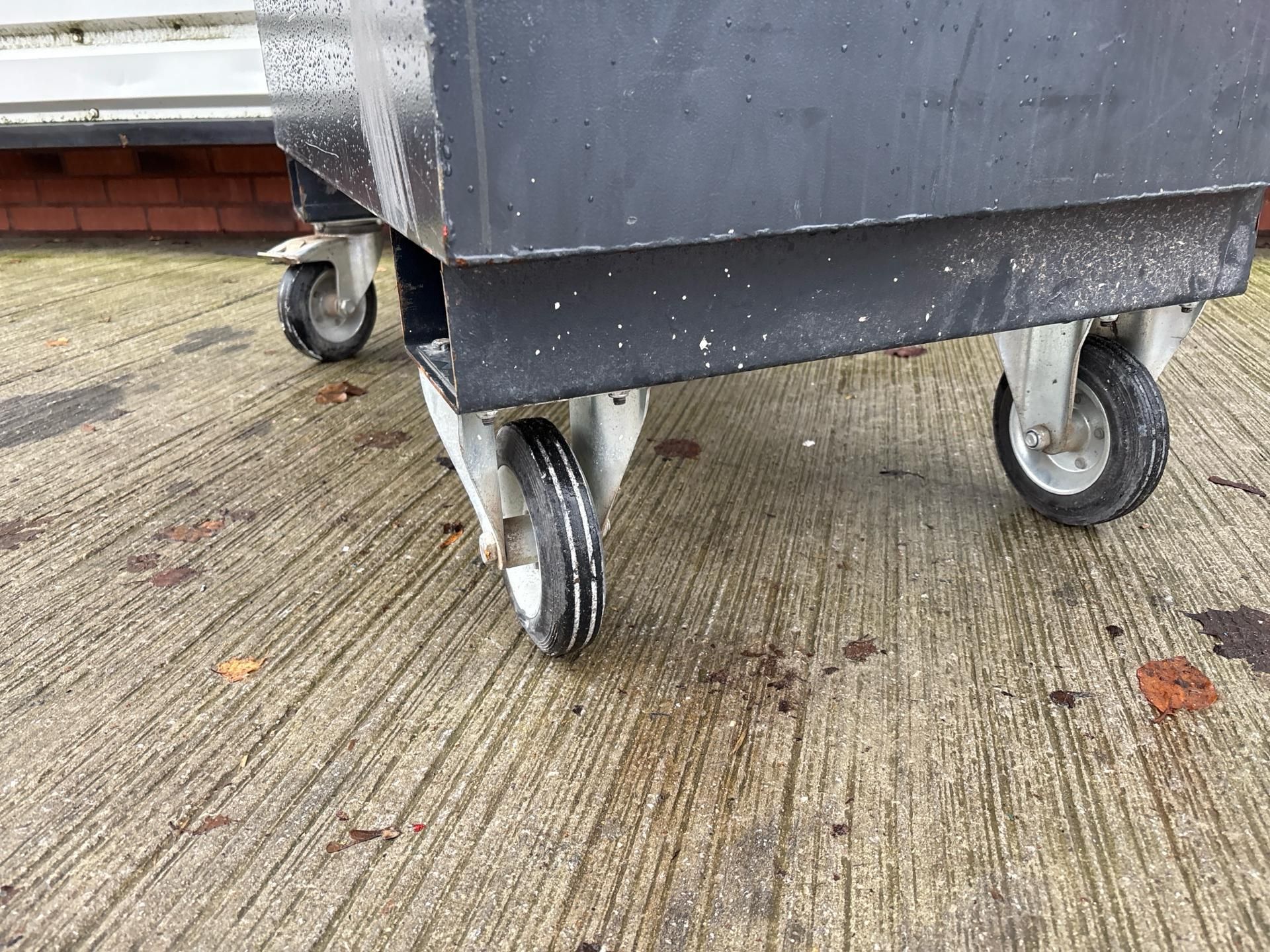 Armorguard Tuffbank Site Box - THX20470 - No Reserve - Image 3 of 8