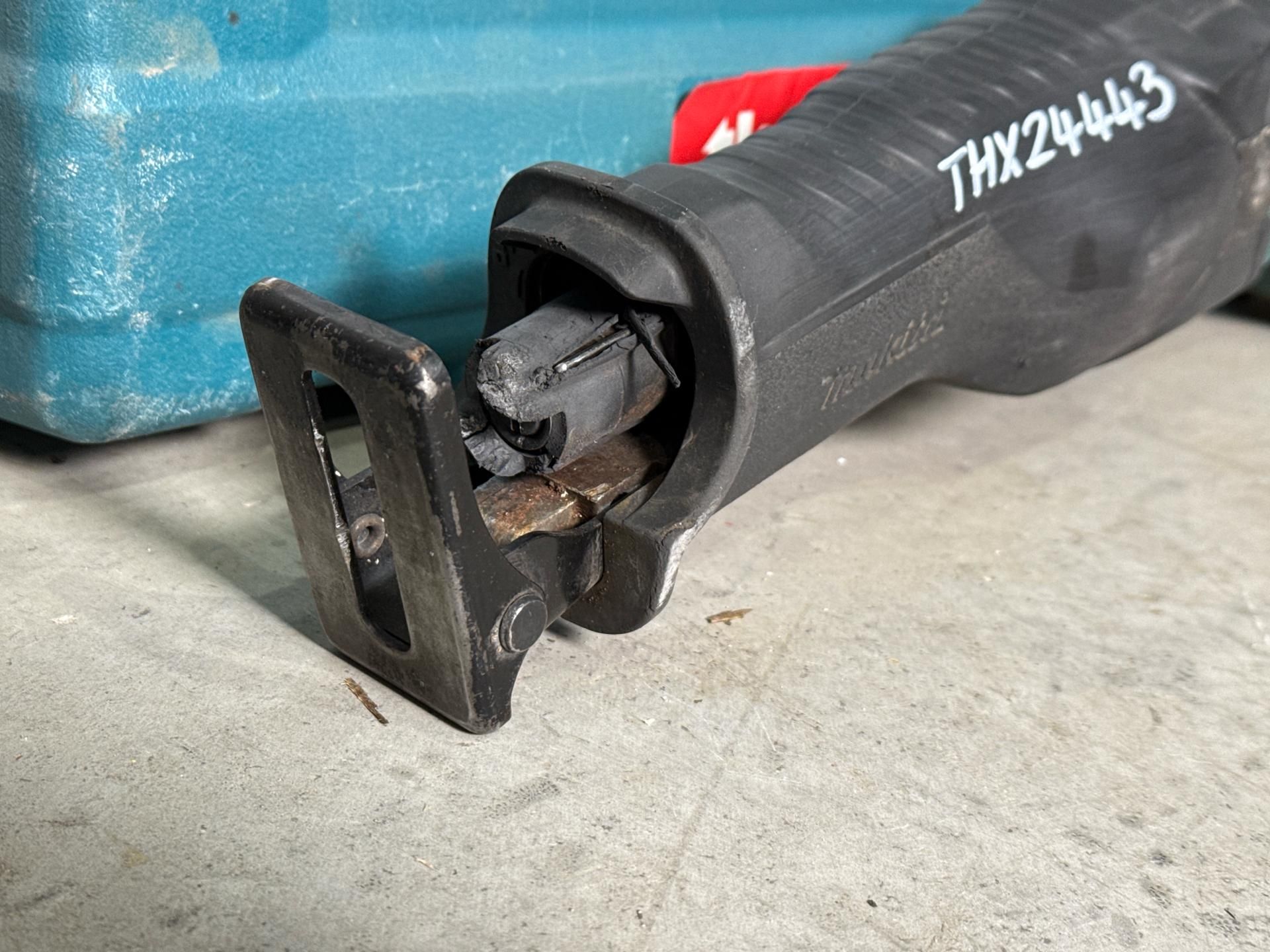 Cordless Makita Reciprocating Saw - THX24443 - No Reserve - Image 5 of 6