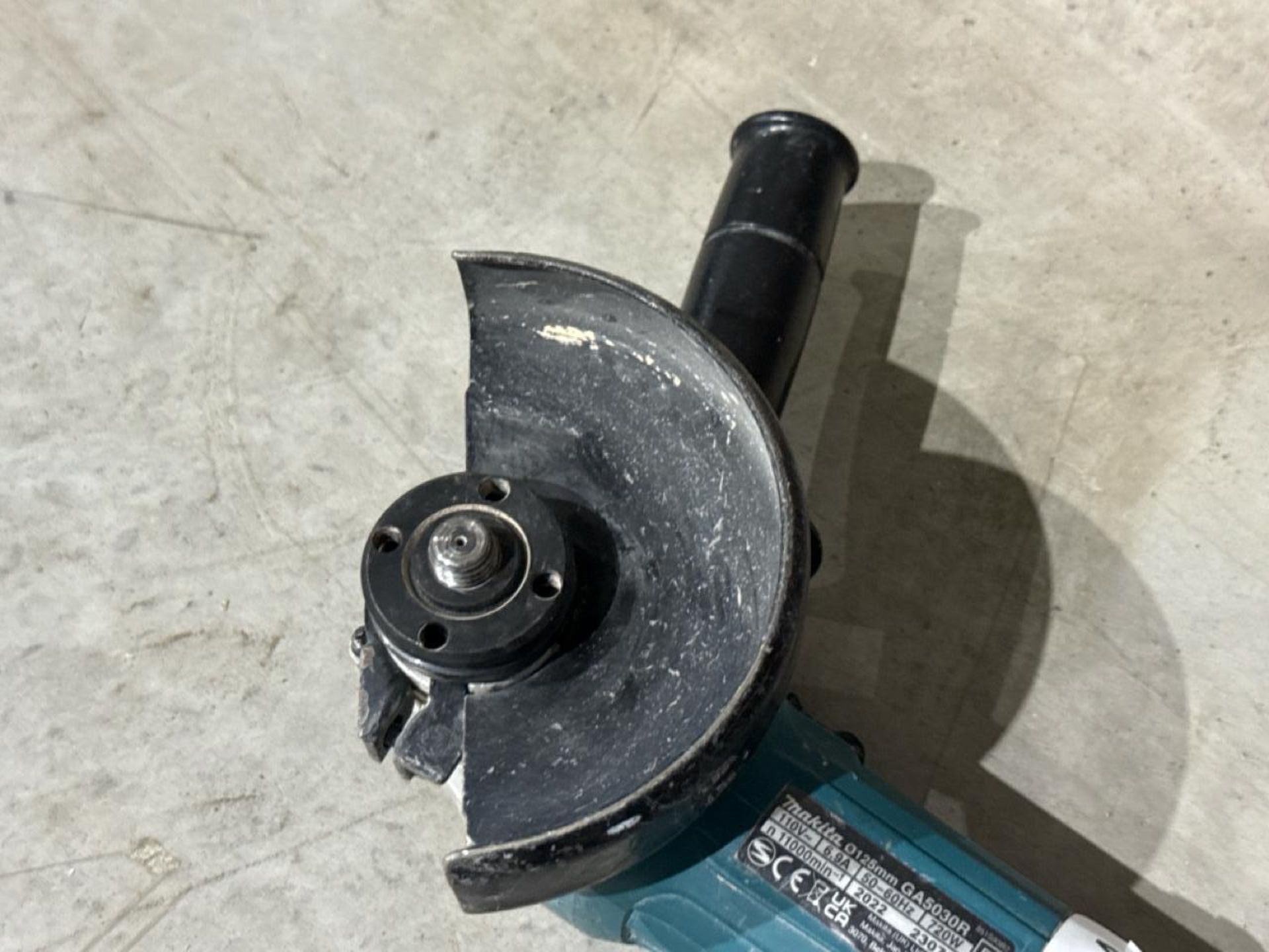 Makita Angle Grinder - 125Mm (5") 110V. S/N: 2307506 R-THX15715 - No Reserve - Image 5 of 6