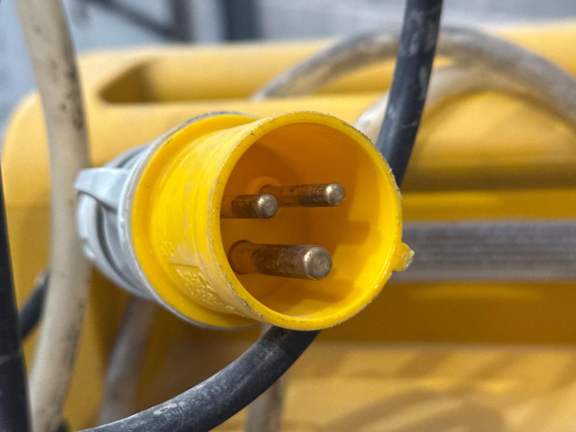 Master Climate Solutions Large Dehumidifier - Thx14912 - No Reserve - Image 6 of 7