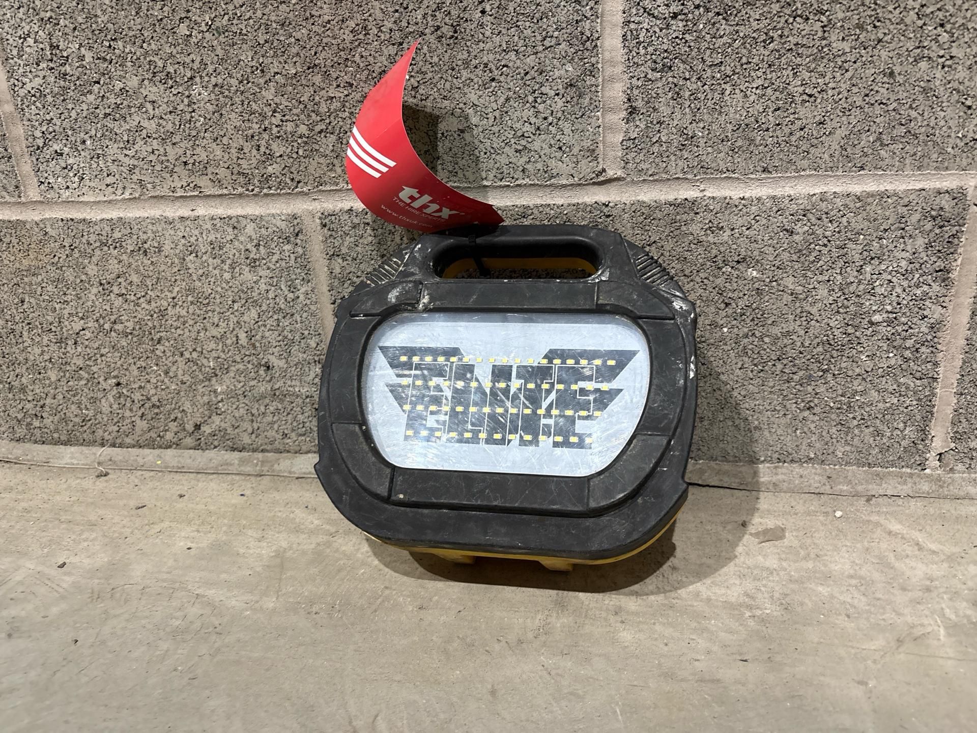 Led Rechargeable Light THX20585 - No Reserve