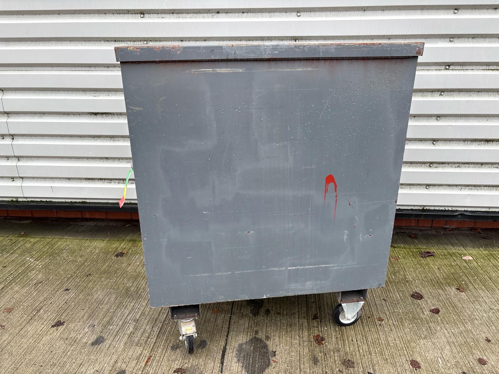 Wheeled Site Security Chest - Large. S/N: 177B-THX2636 - No Reserve - Image 8 of 9