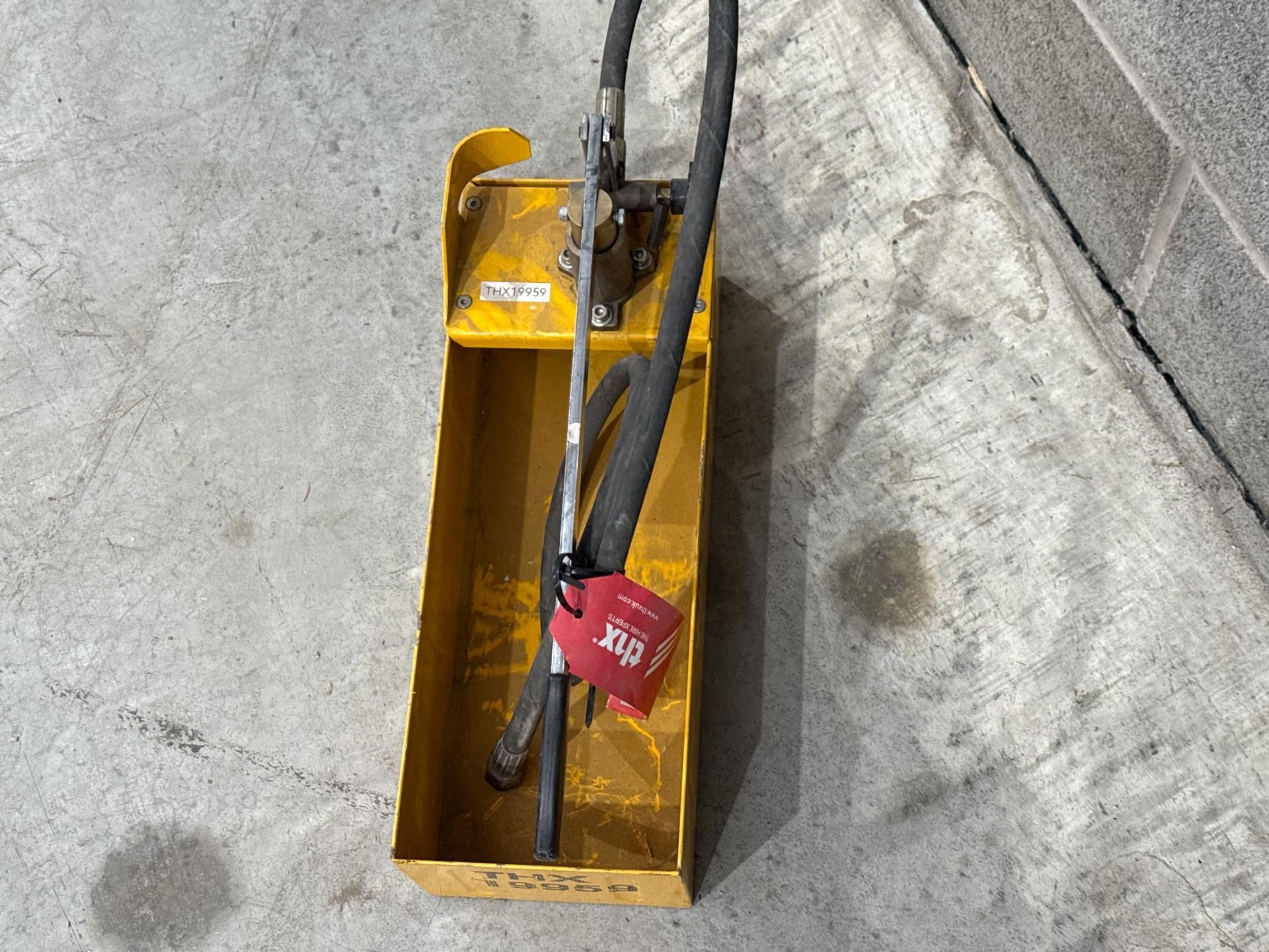 REMS PUSH Manual Pressure Test Pump - Thx19959 - No Reserve - Image 3 of 3