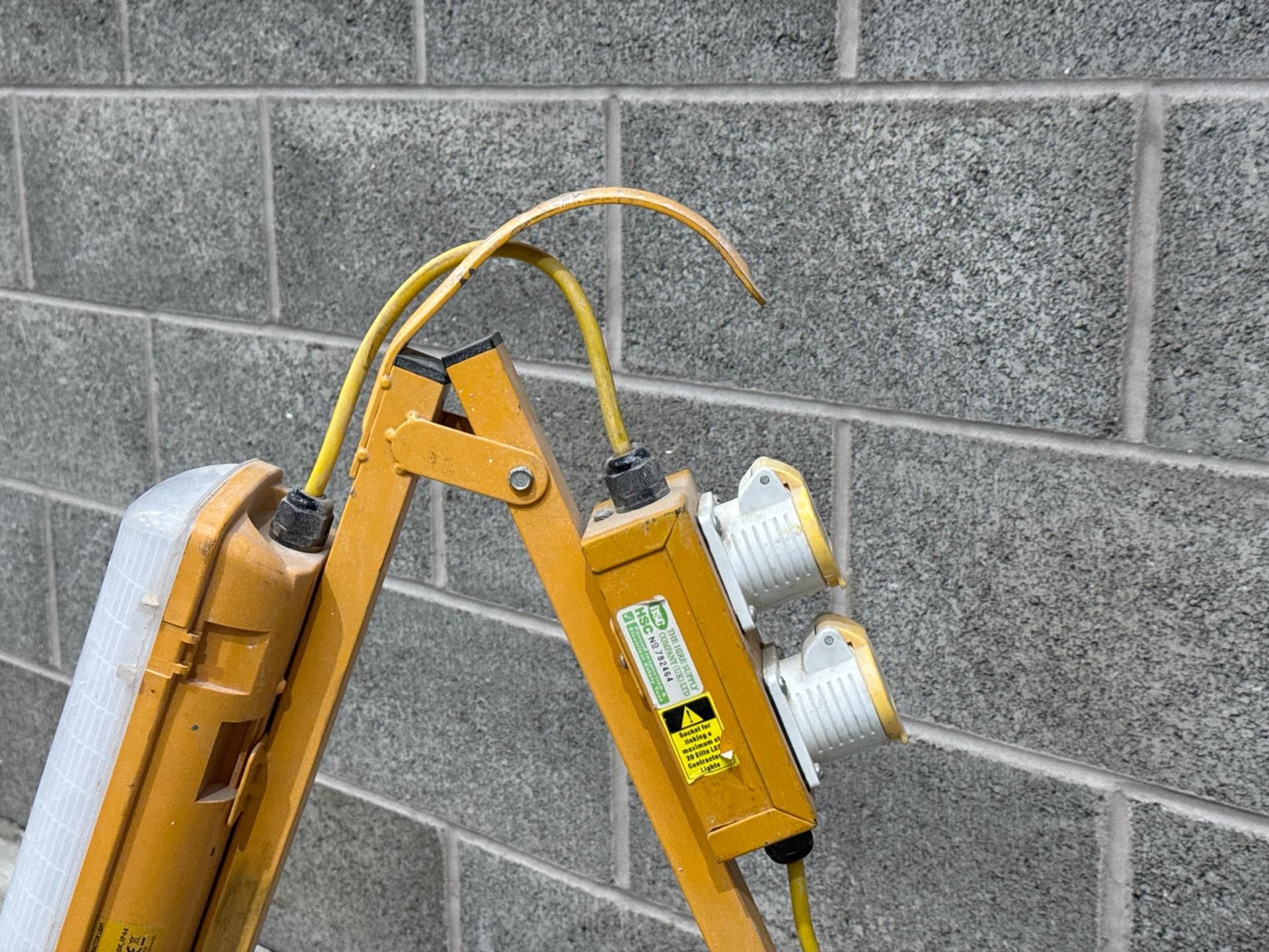 Elite 2FT LED Frame Contractor Light - Thx12409 - No Reserve - Image 2 of 4