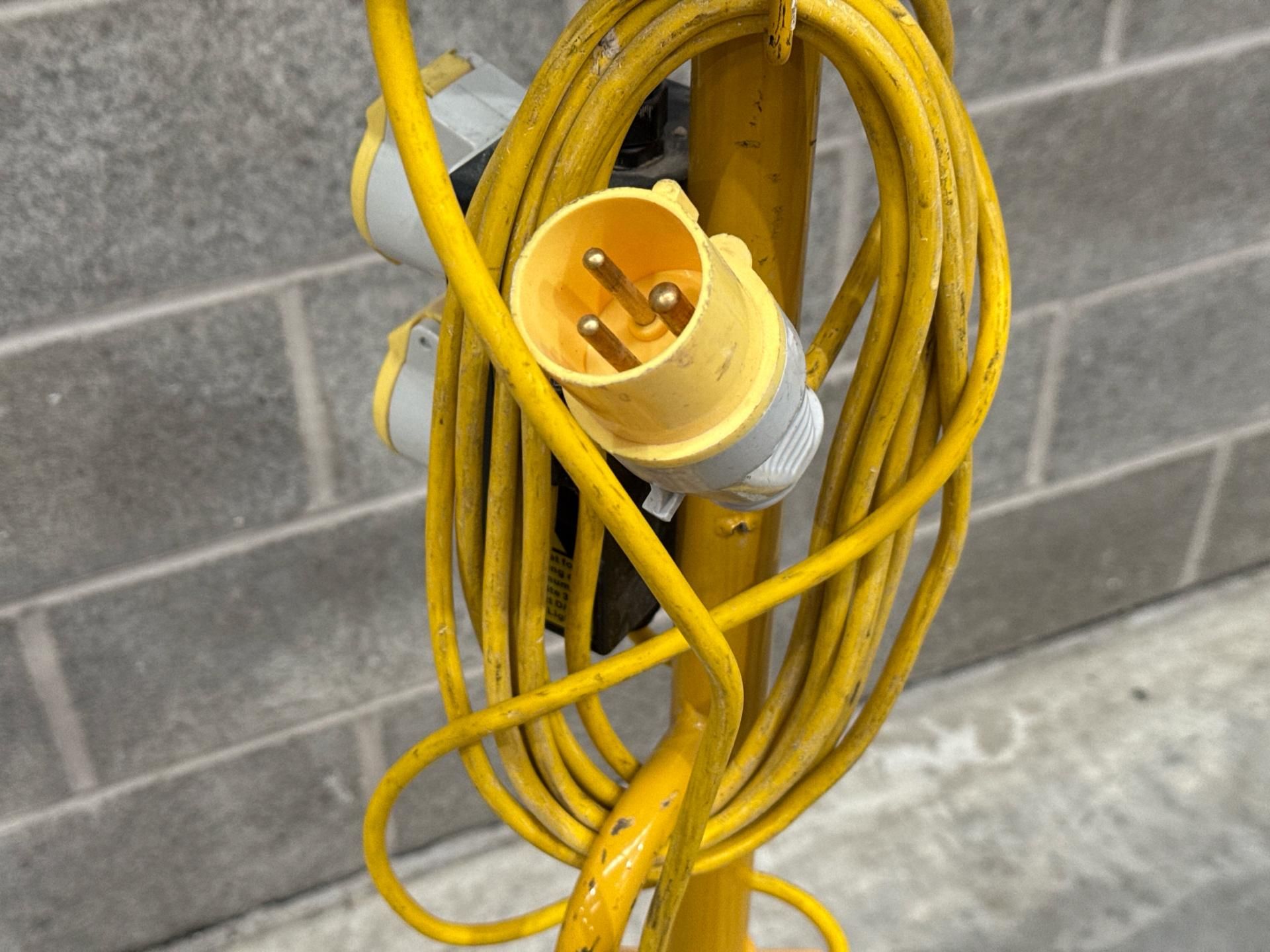 V Twin Head Led With Power Take Off. S/N: Blank-THX18976 - No Reserve - Image 8 of 8