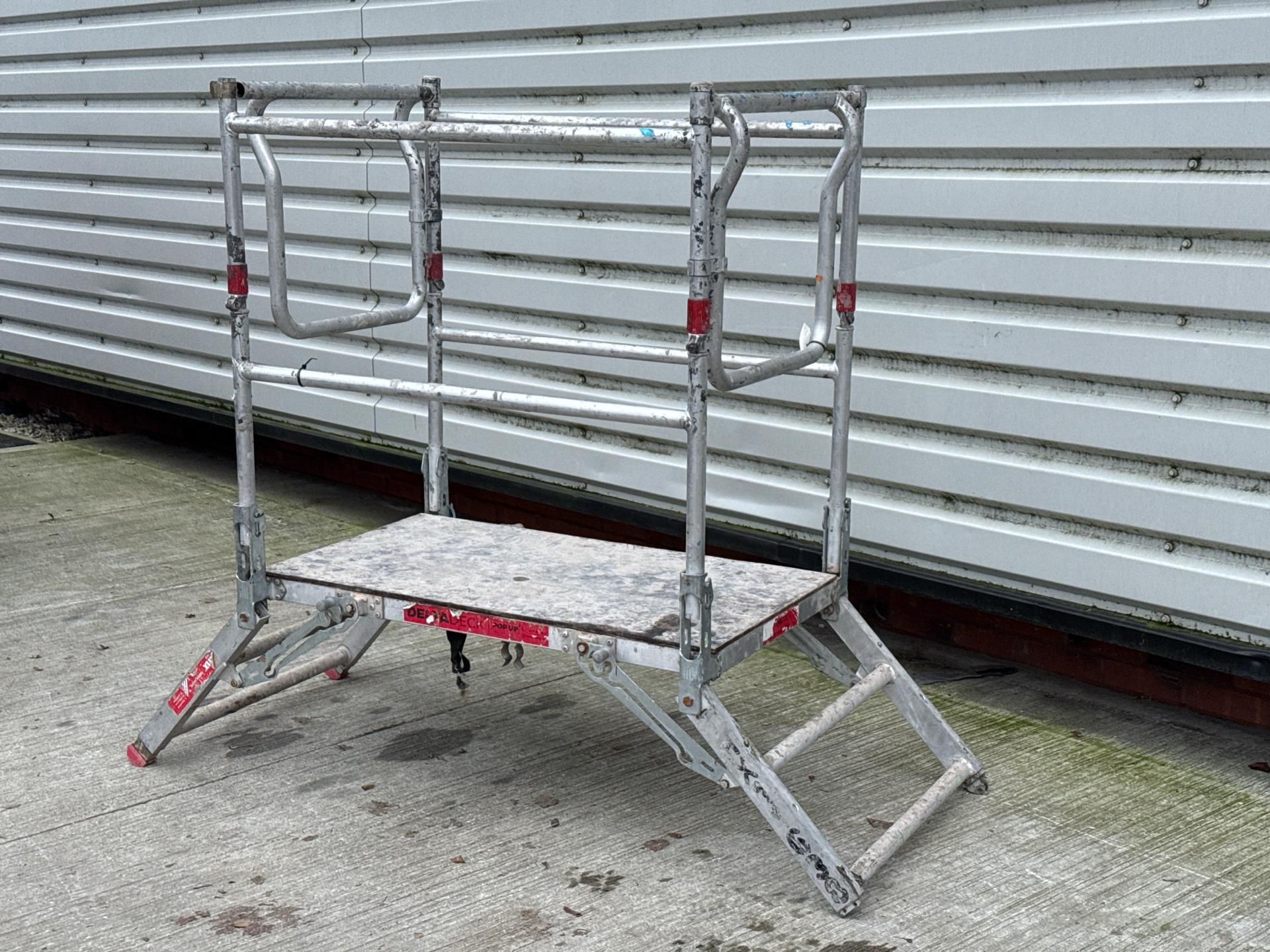 Pop Up Delta Deck - THX7233 - No Reserve