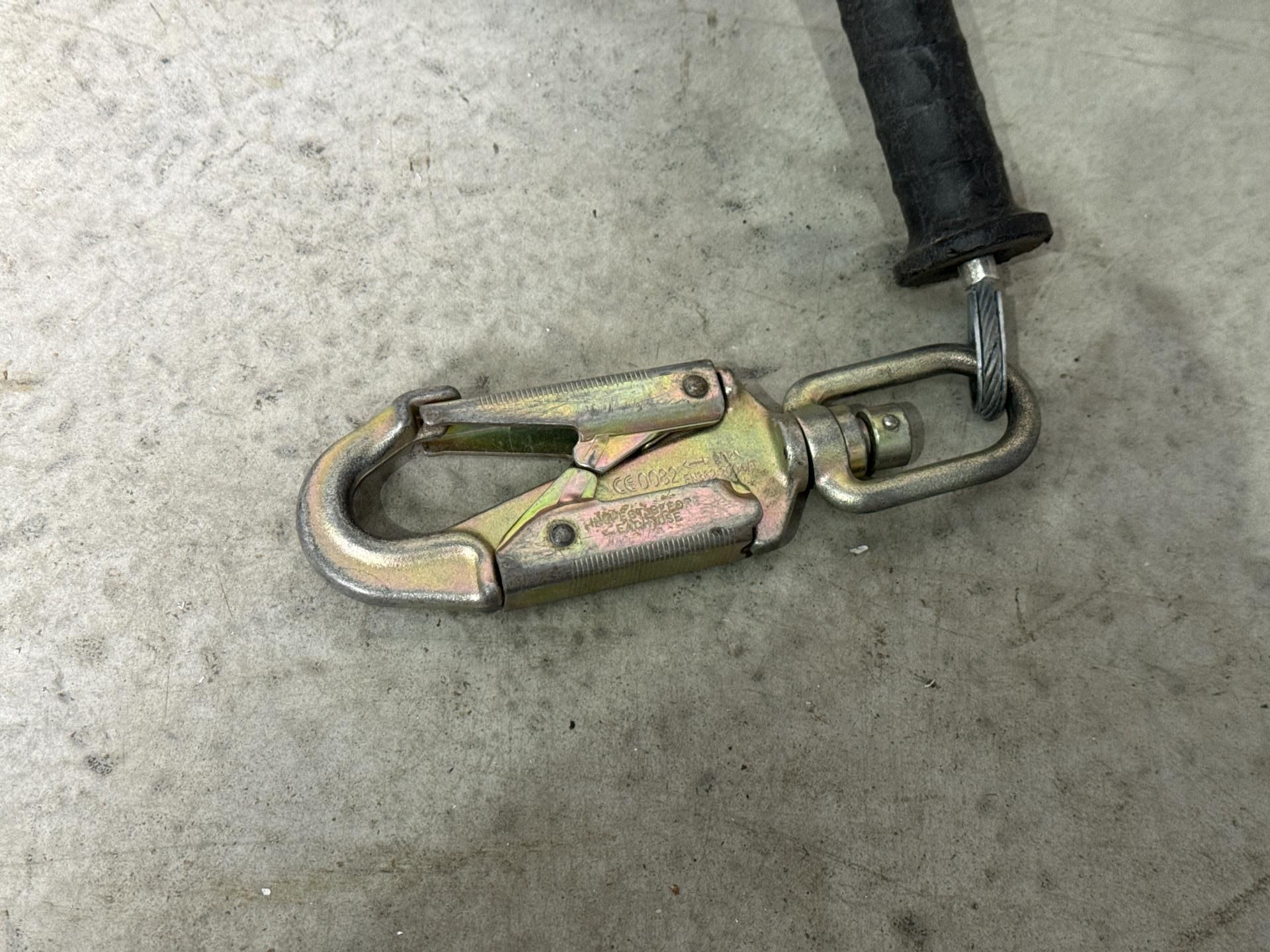 G-Force Fall Arrest Block - THX17855 - No Reserve - Image 3 of 4