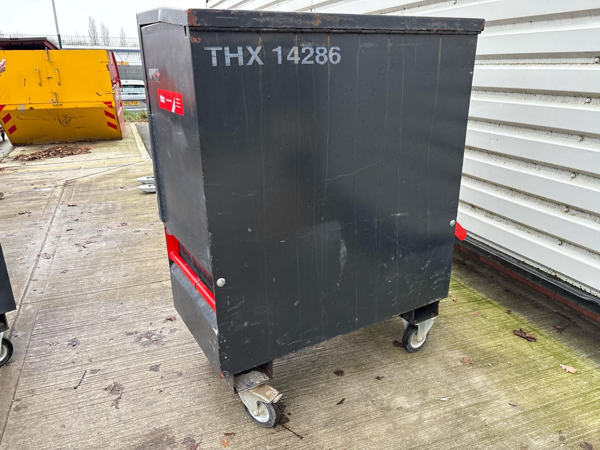 Wheeled Site Security Chest - Large. S/N: 351-THX14286 - No reserve - Image 6 of 7