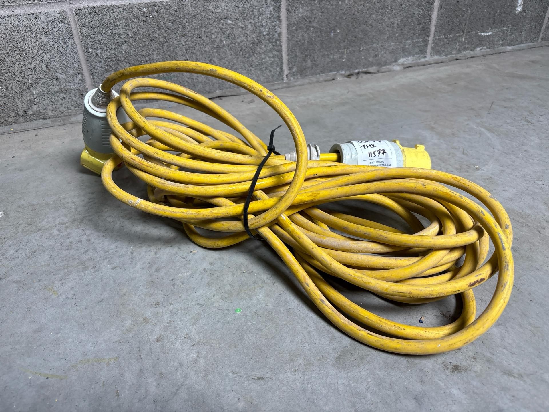 M Extension Cable 4Mm 110V 32A. S/N: Blank-THX11577 - No Reserve - Image 5 of 5