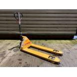 Manual Pallet Truck THX17101 - No reserve