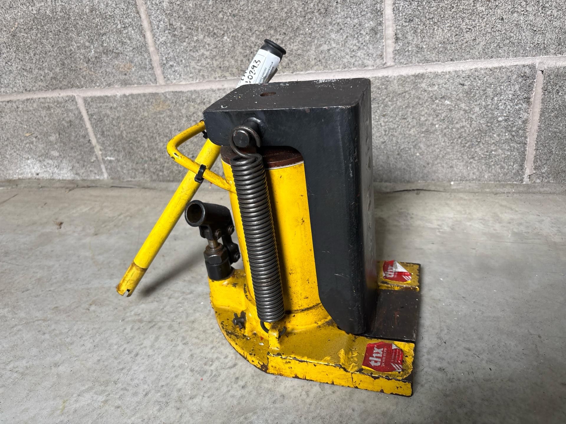 10T Action Ram - THX10293 - No Reserve - Image 3 of 5