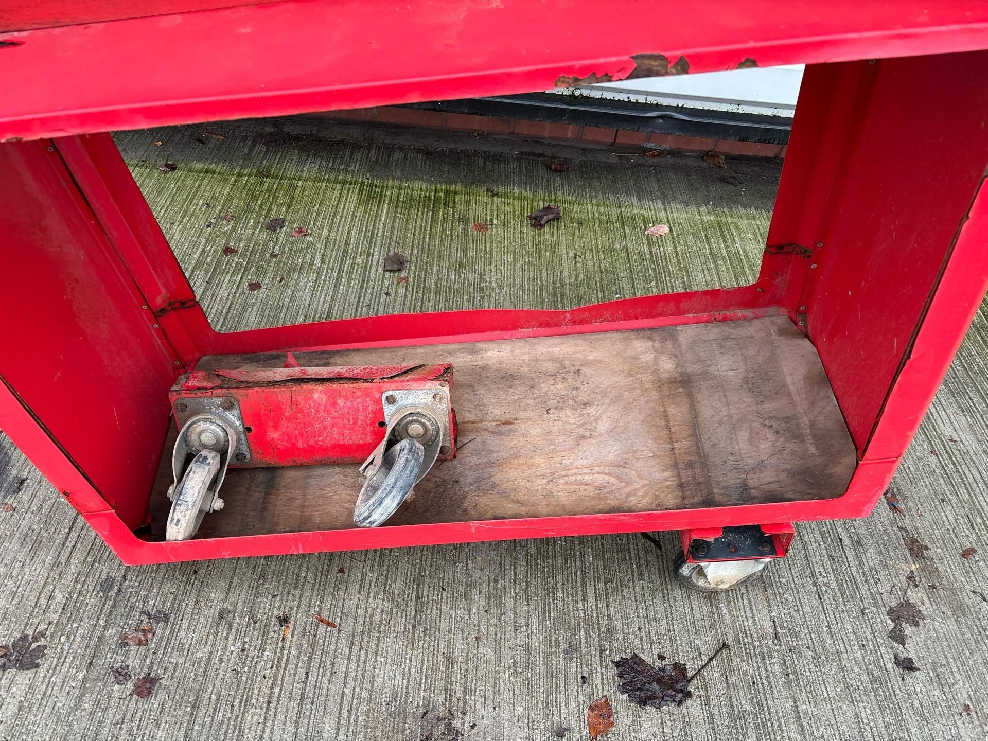 Armorguard Sanistation S40 - THX9007 - No Reserve - Image 2 of 8