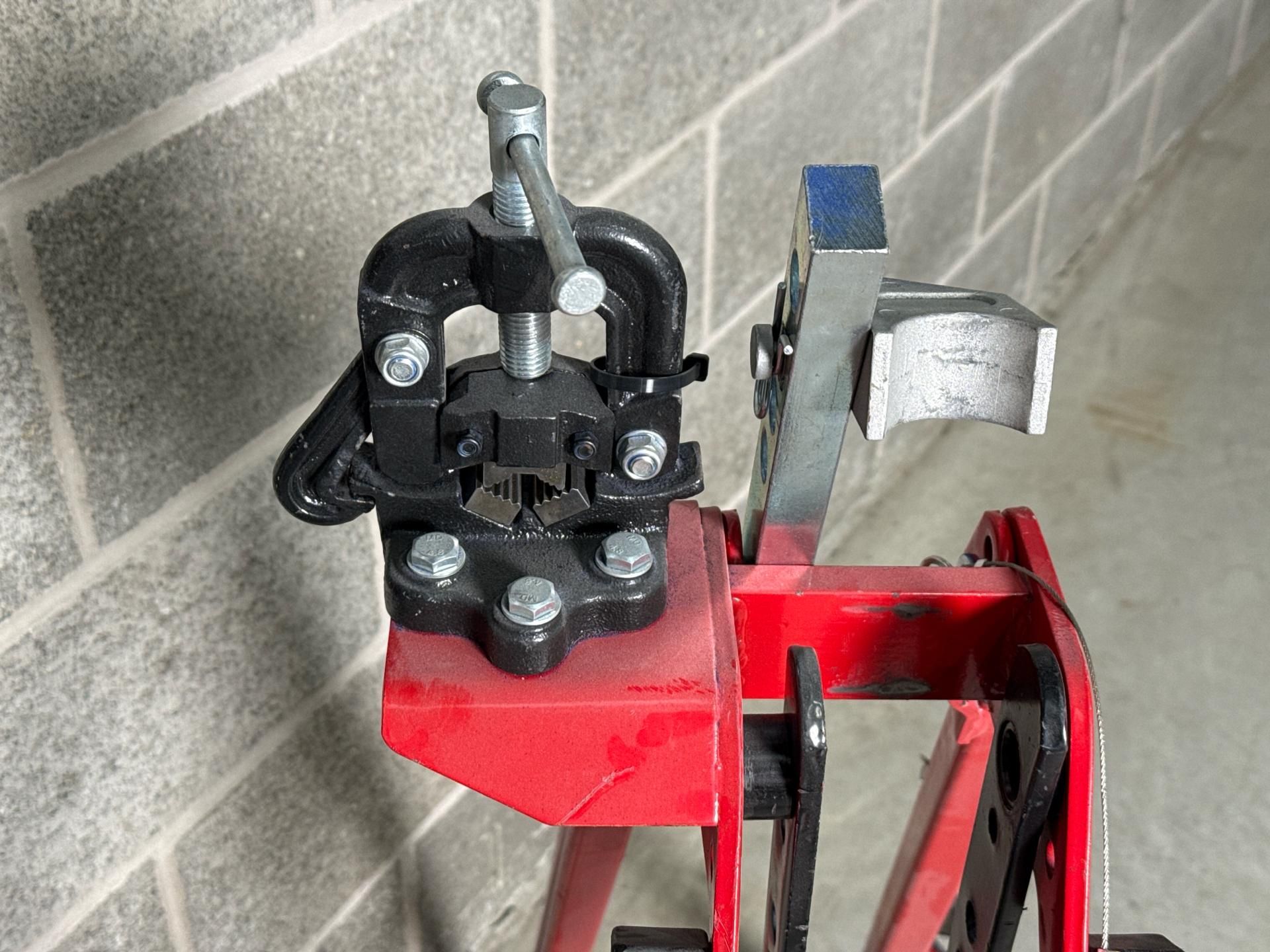 Floor Standing Conduit Bender - No Reserve - Image 5 of 6