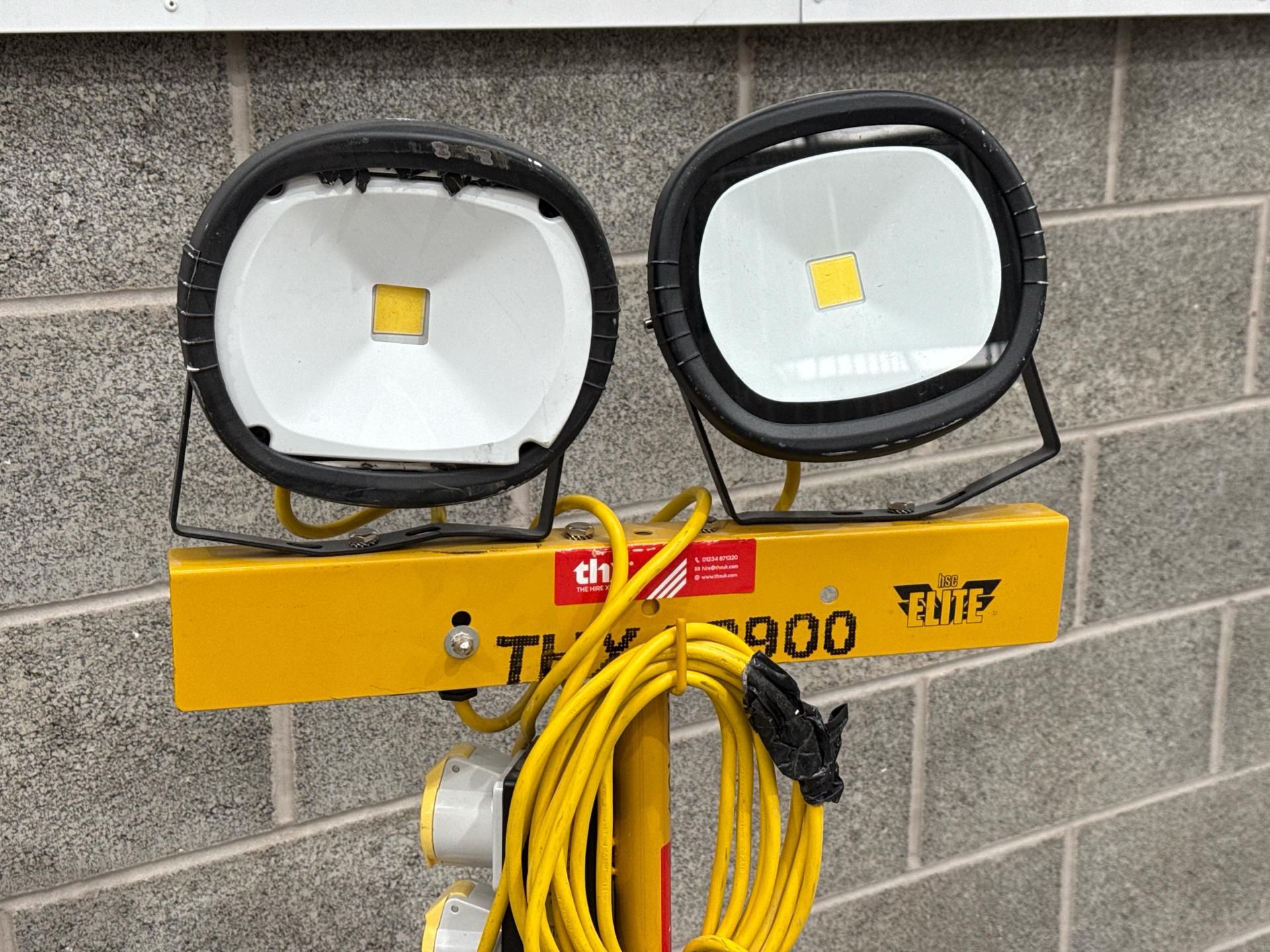 V Twin Head Led With Power Take Off - Thx23900 - No Reserve - Image 3 of 8