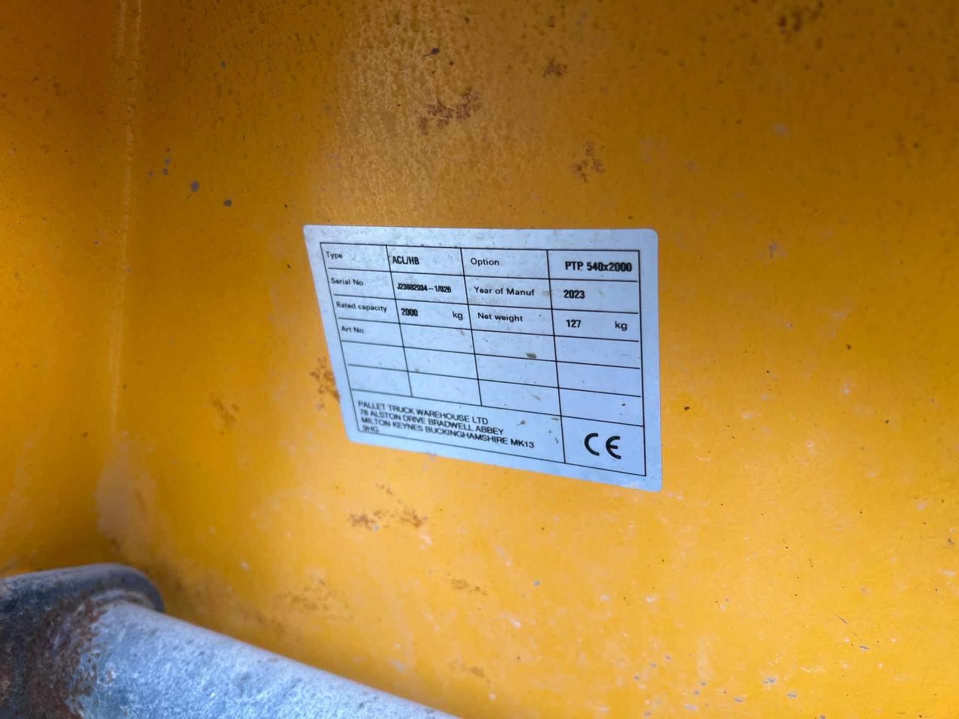Manual Pallet Truck - 2000Kg - 2M - Braked. S/N: J23082934-1/026-THX17567 - No Reserve - Image 6 of 10
