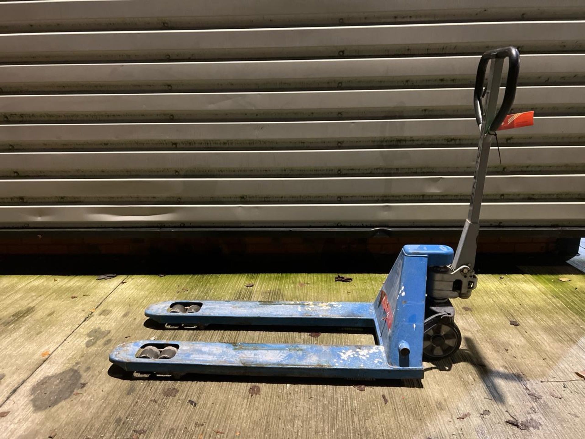 Manual Pallet Truck THX9726 - No reserve - Image 4 of 7