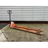 Manual Pallet Truck THX9288 - No Reserve