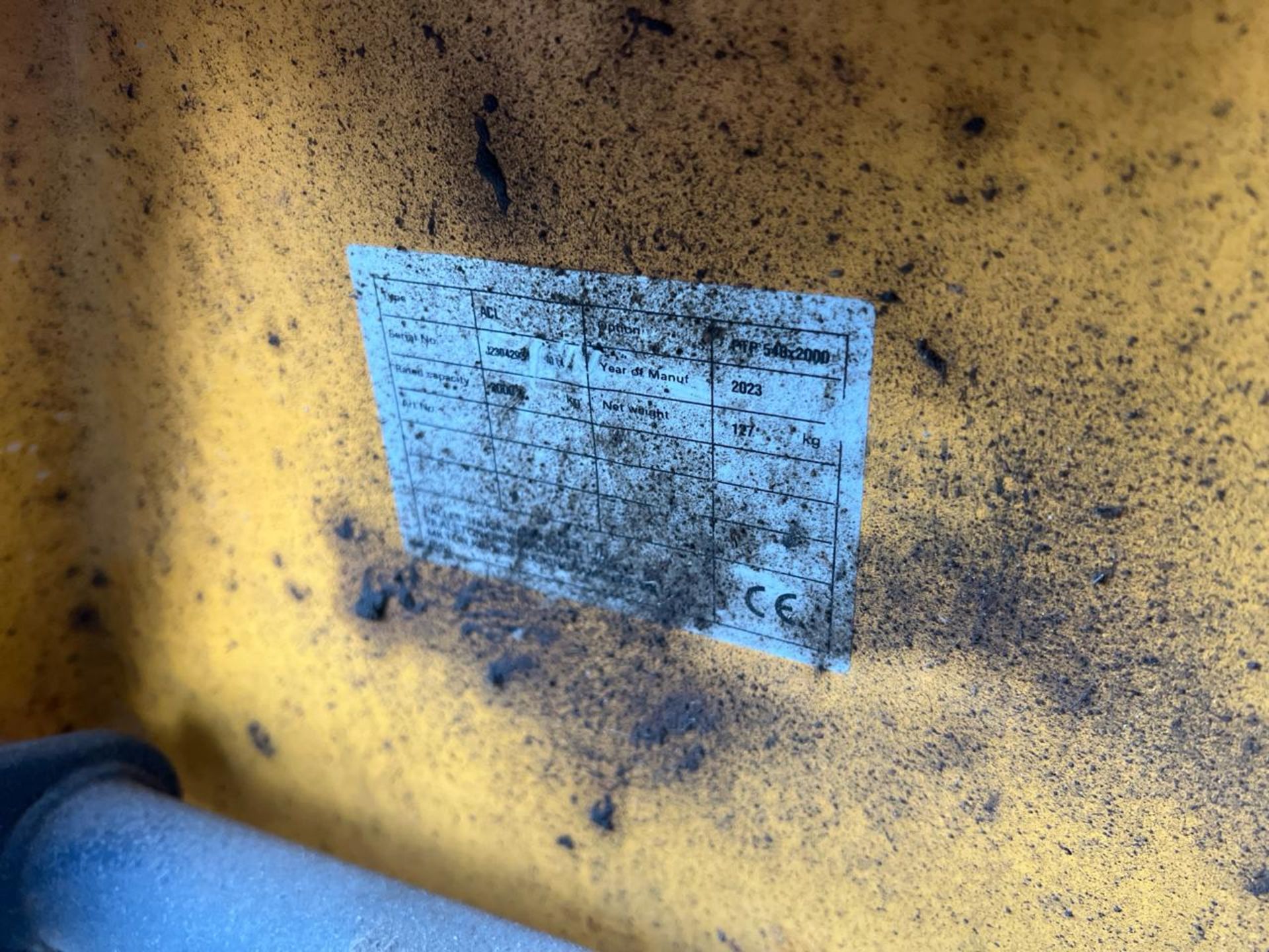 Manual Pallet Truck 2000kg THX16367 - No Reserve - Image 6 of 8