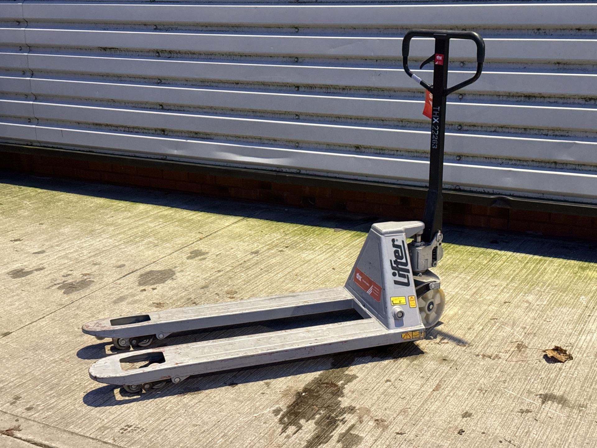 Lifter Grey Pallet Truck - THX22263 - No Reserve