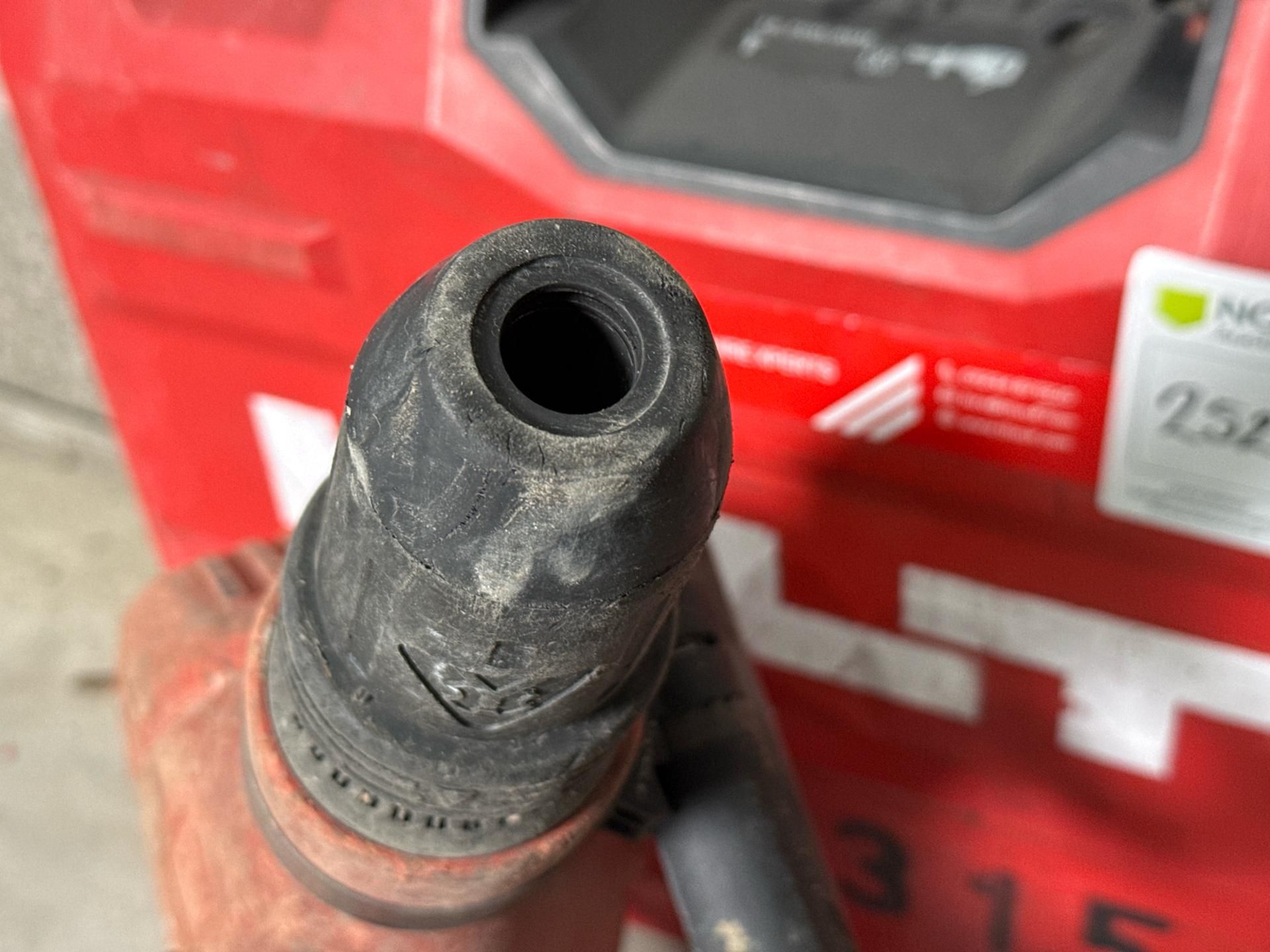 HILTI Demolition Hammer - THX8315 - No Reserve - Image 7 of 7