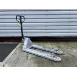 Pallet Truck 540Mm X 1150Mm 2500Kg. S/N: 41476-161-THX24446 - No reserve