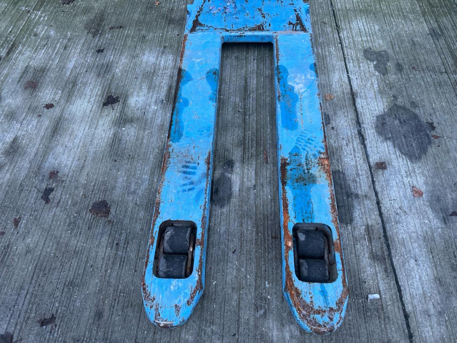 Manual Pallet Truck THX12059 - No reserve - Image 7 of 7