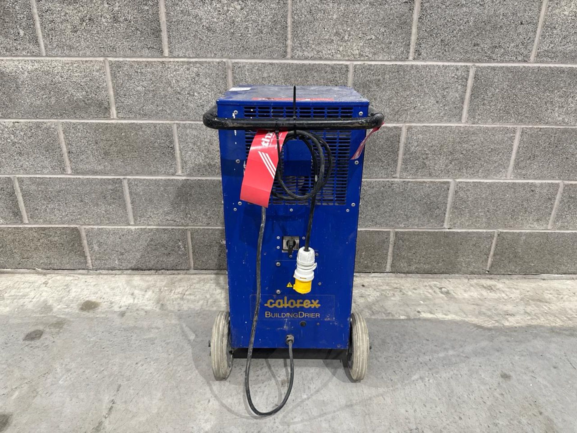 Dual Voltage Dehumidifier - (Add Voltage Here)-THX6404 - No Reserve - Image 2 of 7