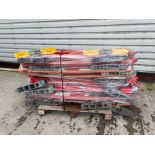 Pallet of Orange Plastic Saftey Barriers - No reserve