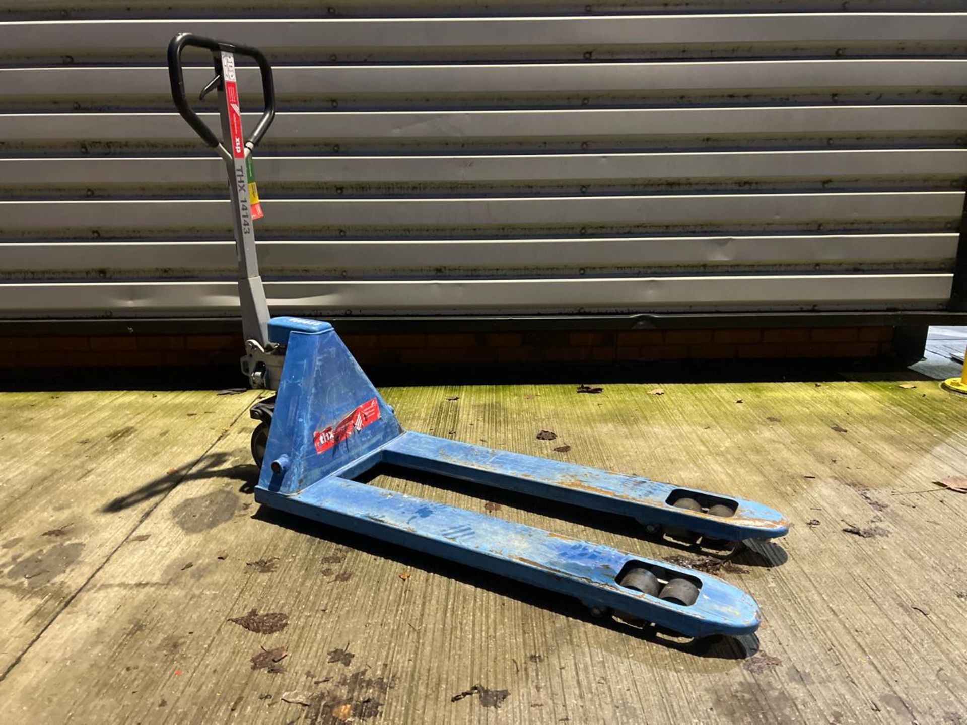 Manual Pallet Truck THX14143 - No reserve