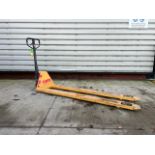 Manual Pallet Truck 2000kgTHX16364 - No Reserve