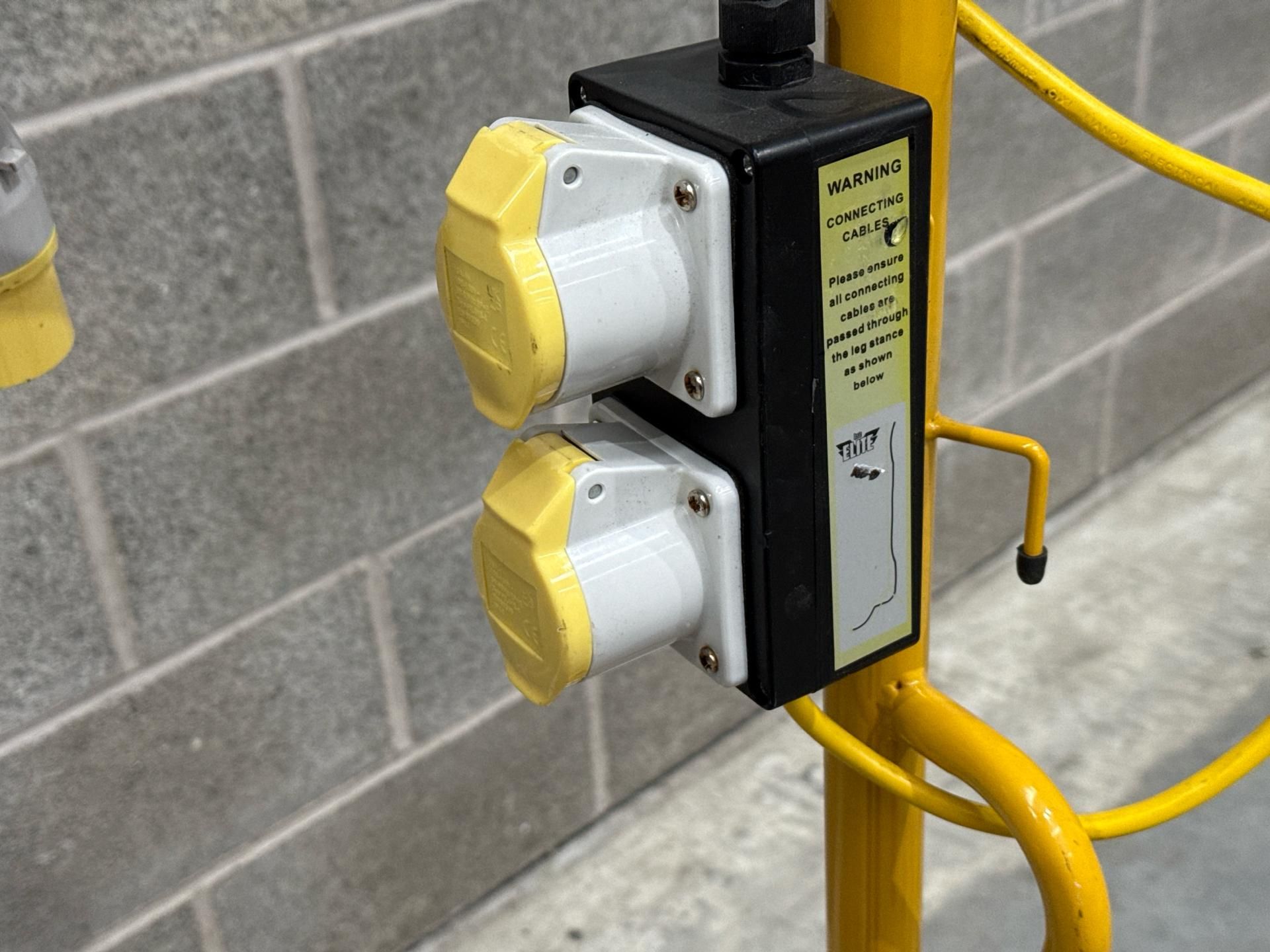 V Twin Head Led With Power Take Off. S/N: Blank-THX23898 - No Reserve - Image 4 of 7